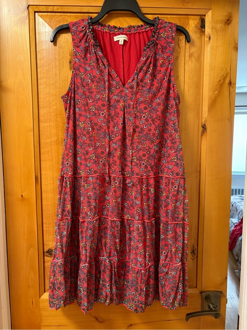 Max Studio Red Floral Sleeveless Tiered V-Neck Dress